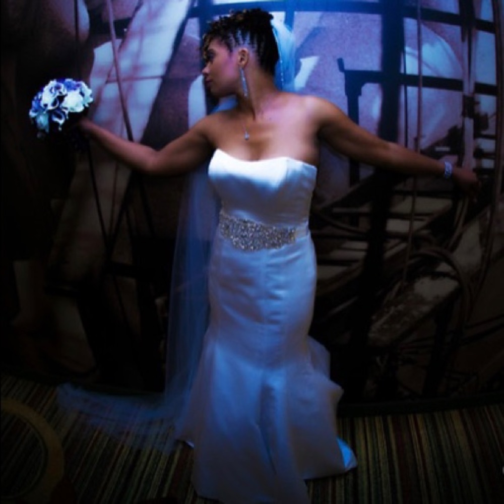 David’s Bridal Satin Wedding Dress